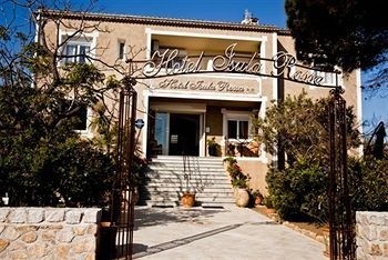 Hotel Isula Rossa (L'Île-Rousse)