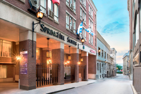SpringHill Suites Old Montreal 