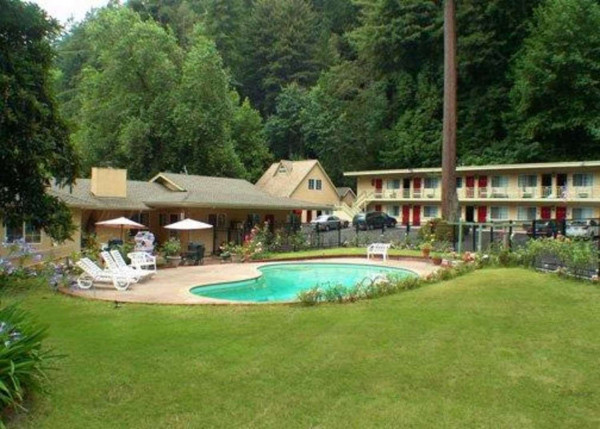 Quality Inn & Suites Santa Cruz Mountains (Ben Lomond)