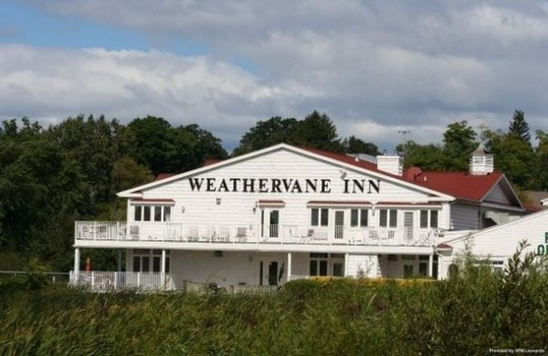 Weathervane Inn (Muskegon Heights)