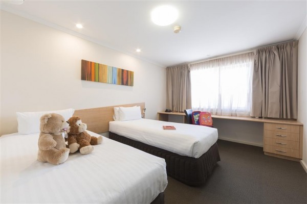 Premier Hotel and Apartments (Canberra)
