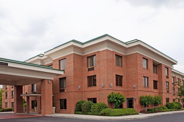 Holiday Inn Express & Suites COLUMBIA-I-20 @ CLEMSON RD (Columbia)