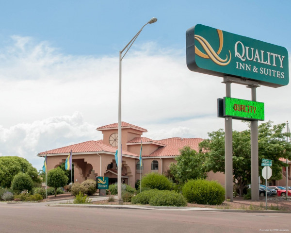 Quality Inn & Suites (Gallup)