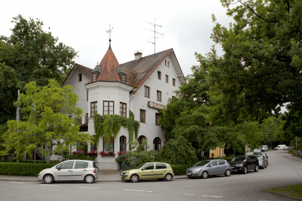 Hotel Deutsche Eiche Landgasthof (Monachium)