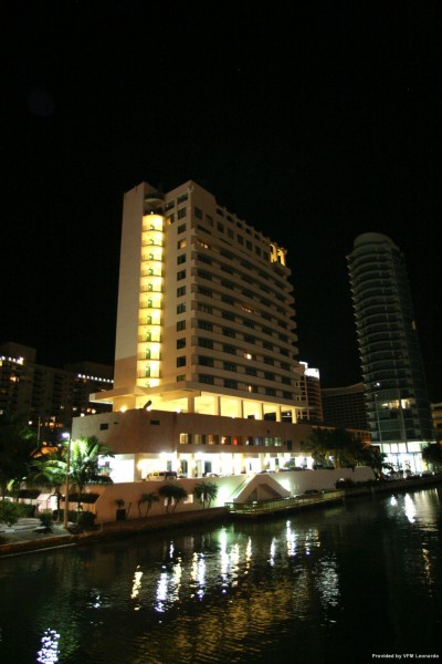SIXTY SIXTY RESORT HOTEL (Miami Beach)