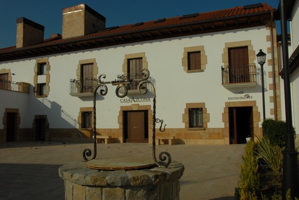 Casa Azcona (Zizur Mayor)