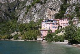 Villa Romantica (Limone sul Garda)