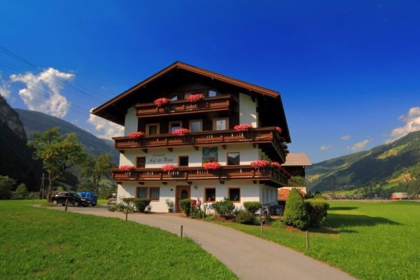 Ferienhof auf der Wiese (Mayrhofen)