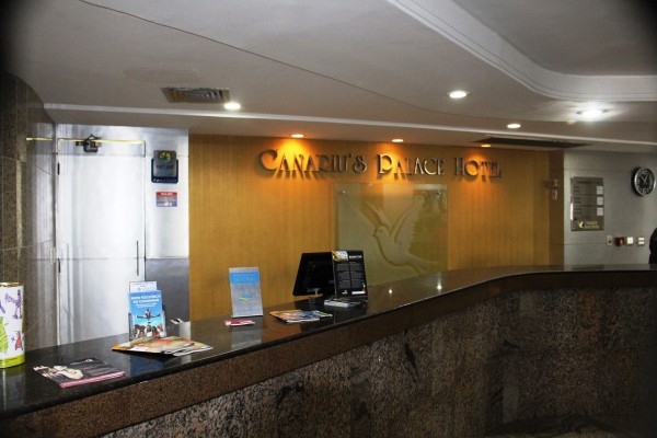 Canarius Palace Hotel (Recife)