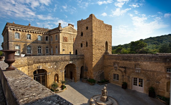 Chateau De Rochegude 