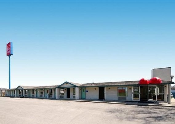 Econo Lodge Youngstown (Austintown)