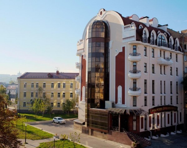 Staro Hotel ????? (Kiew)