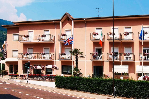 Hotel Alberello (Riva del Garda)