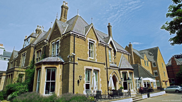 Cotswold Lodge A Classic British Hotel (Oxford)