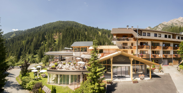 Almwellness Resort Tuffbad (Alpen)