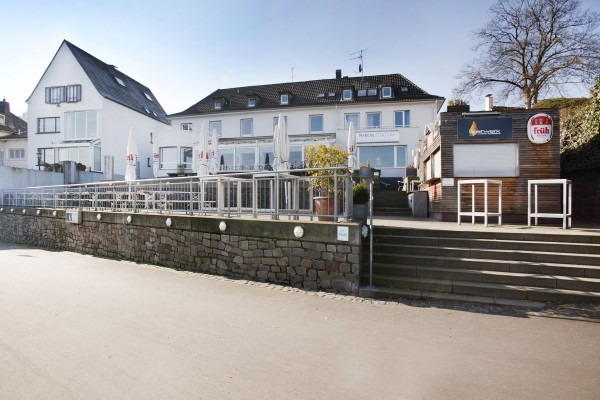 Hotel Rheinstation (Colonia)