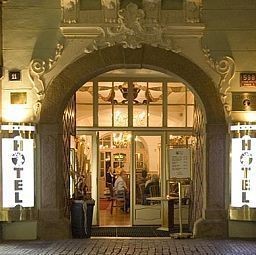 Hotel U Zlateho Jelena (Golden Deer) (Prag)