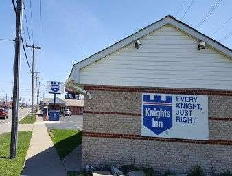 Knights Inn Niagara Falls Near IAG Airport 