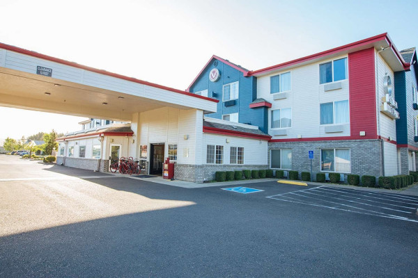 Red Lion Inn and Suites McMinnville