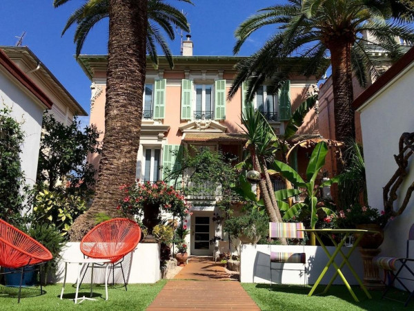 HOTEL VILLA ROSE (Nizza)
