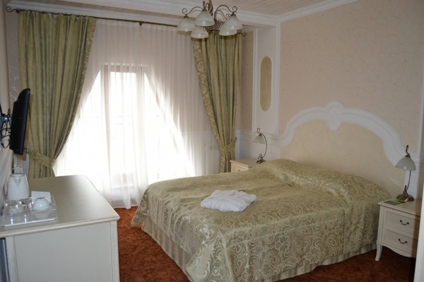 RAIGOND HOTEL (Kislovodsk)