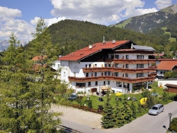 Hotel Schönegg (Seefeld)