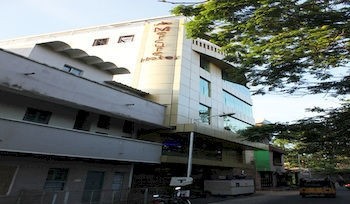 HOTEL LAILA'S COUNTY (Pondicherry                        )