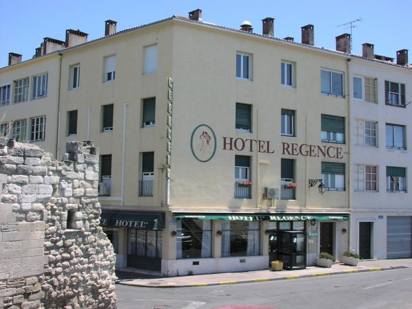Hotel Le Regence (Arles)