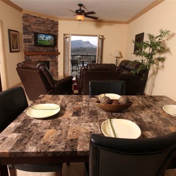 SMOKY MOUNTAIN CONDO RENTALS-PIGEON FORG (Pigeon Forge)