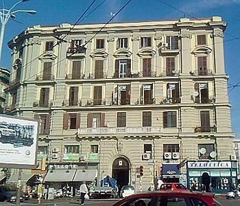 Napoli Centrale (Neapel)