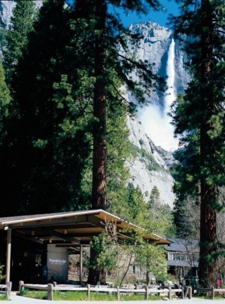 YOSEMITE LODGE (Yosemite Valley)