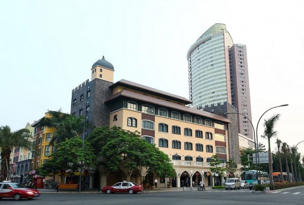 Honlux Apartments (Shenzhen)