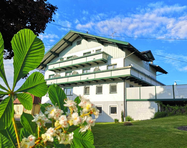 Landgasthof & Seminarhotel Kobleder (Mettmach)