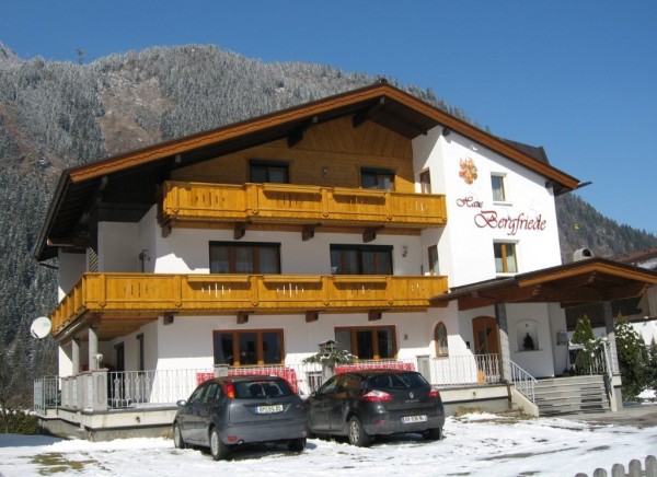 Haus Bergfriede Pension (Mayrhofen)