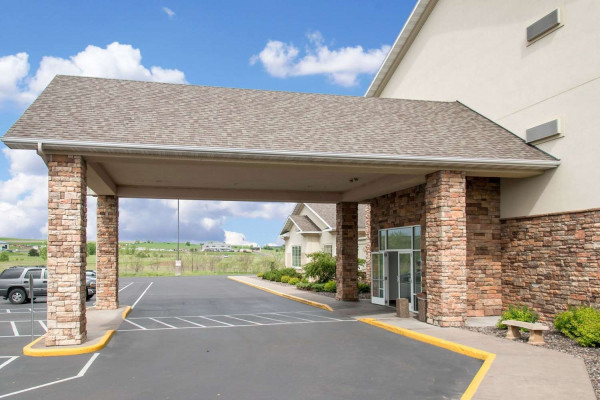 Sleep Inn & Suites Conference Center (Chippewa Falls)
